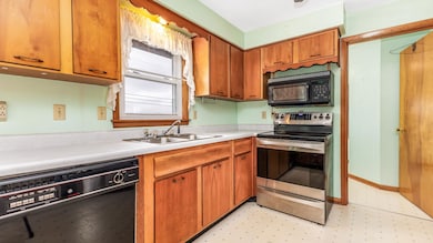 263 Saint Ann Ave, Dickeyville, WI 53808 - photo 7