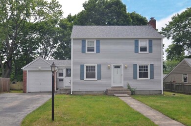 158 Massasoit Dr, Warwick, RI 02888 - photo 2