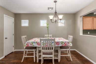 Dining 2