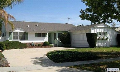 Ample driveway