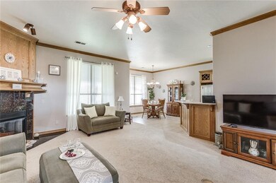 901 Kelsi Dr, Moore, OK 73160 - photo 5