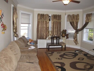 6318 N Mozart St, Chicago, IL 60659 - photo 3