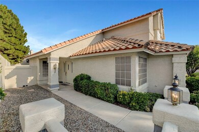 unlisted-address, Las Vegas, NV 89117 - photo 6