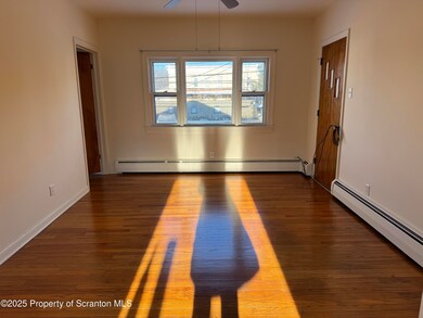 901 S Webster Ave unit 2nd floor rear, Scranton, PA 18505 - photo 5