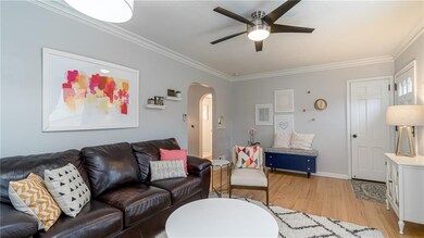 2001 48th St, Des Moines, IA 50310 - photo 6