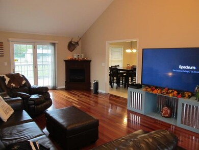 411 Meadowlark Dr, Shelbyville, TN 37160 - photo 3