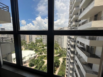 2500 Parkview Dr unit 1618, Hallandale Beach, FL 33009 - photo 4