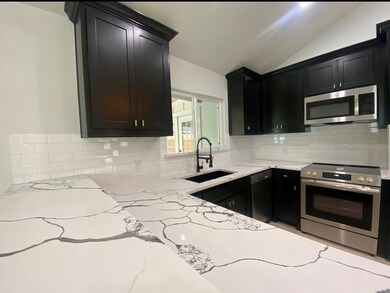 5700 Conejos Dr, Granbury, TX 76049 - photo 7