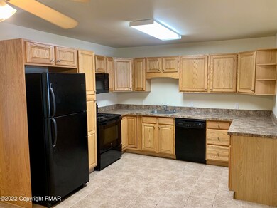14 N 4th St, Stroudsburg, PA 18360 - photo 2