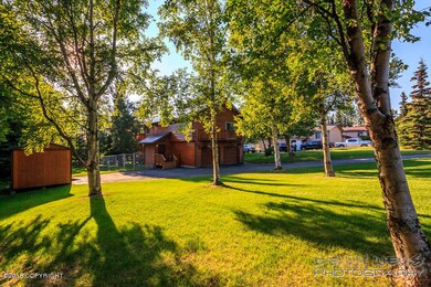 Exterior - Front Yard-20150622-4877