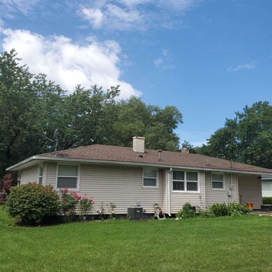 2440 Chippewa Dr, Elkhart, IN 46517 - photo 7