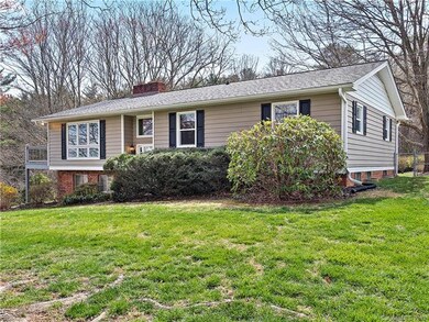 27 Fieldcrest Cir, Asheville, NC 28806 - photo 2