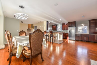 DINING INTO KITCHEN