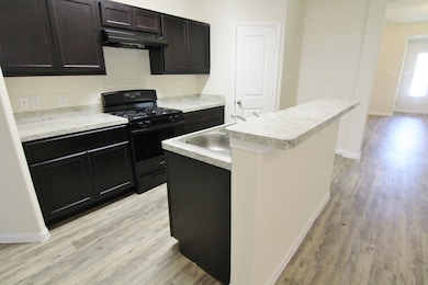 Please note: photos may not reflect recent renovations.
