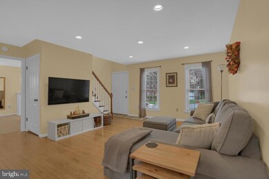 1545 S Jefferson Ct, Lancaster, PA 17602 - photo 2