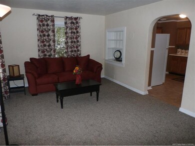 2749 Edgewood Ln, New Albany, IN 47150 - photo 2