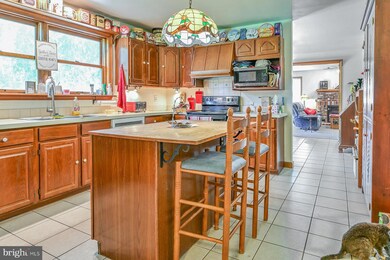 219 Frontier Rd, Perkasie, PA 18944 - photo 3