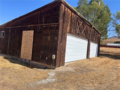 740 E Mulberry Ave, Porterville, CA 93257 - photo 4