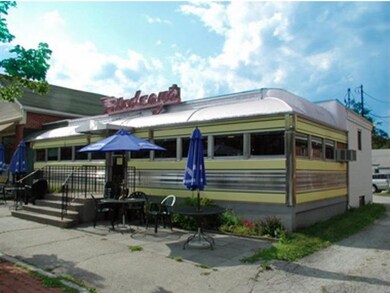 223 Pine St, Castleton, VT 05735 - photo 6