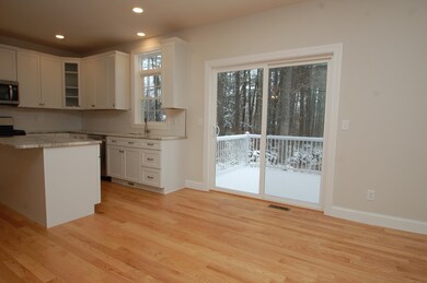 38 Bancroft Rd unit 78-4, Londonderry, NH 03053 - photo 4