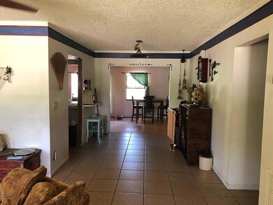 822 Cody-Entry