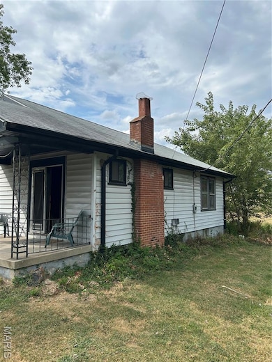 10627 Canter Way, Saint Louis, MO 63114 - photo 2