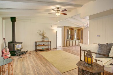 2751 Russell Rd, Merlin, OR 97532 - photo 6