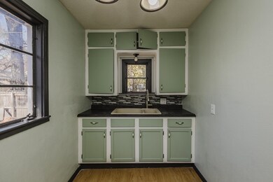 638 S Greenwood St, Wichita, KS 67211 - photo 7