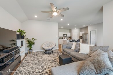 202 Saddle Crest-18