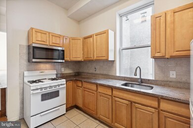 1540 N 18th St unit 1, Philadelphia, PA 19121 - photo 2