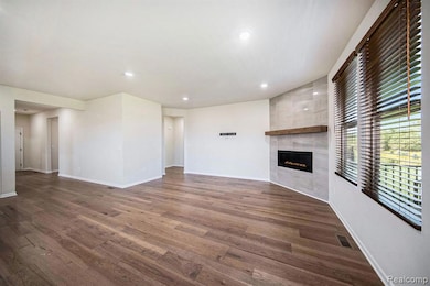 728 W Spaniel Dr, Ann Arbor, MI 48108 - photo 4