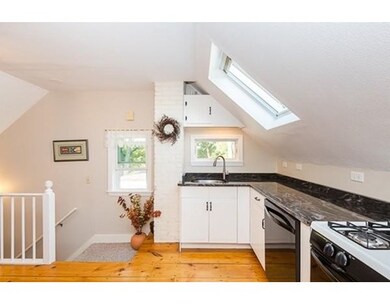 111 Elm St unit 111, Amesbury, MA 01913 - photo 2