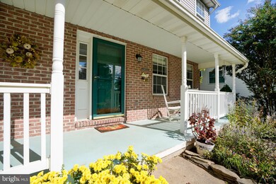 411 Hawkridge Ln, Sykesville, MD 21784 - photo 2