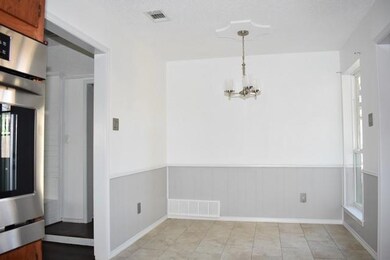 913 Shell Ct, Bedford, TX 76022 - photo 5