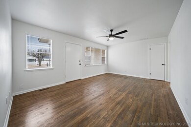 410 E El Paso St, Broken Arrow, OK 74012 - photo 4