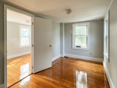 25 Common St unit 1, Weymouth, MA 02188 - photo 3