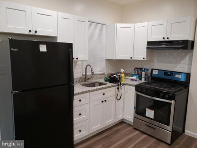 220 Hamilton Ave, Darby, PA 19023 - photo 7