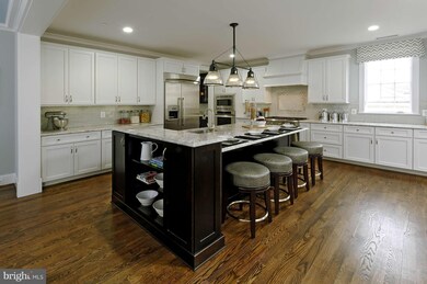 8220 River Quarry Place, Bethesda, MD 20817 - photo 2