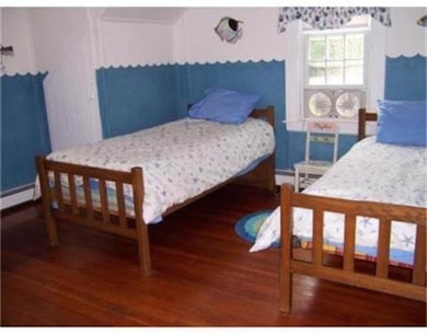 11 Euclid Ave, Mattapoisett, MA 02739 - photo 5