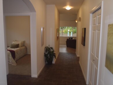 Staged Unit/Photo Similar