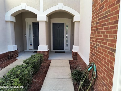 3253 Climbing Ivy Trail, Jacksonville, FL 32216 - photo 3