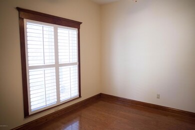LARGE WINDOWS THRUOUT