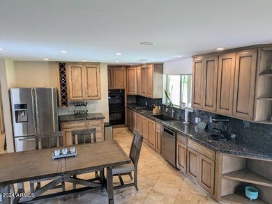 11011 N 39th St large kitchen 1