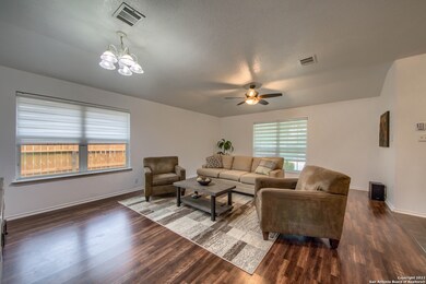 4102 Chinkapin Oak, San Antonio, TX 78223 - photo 7