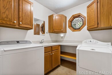 45-web-or-mls-15579 Port Sheldon St, Wes