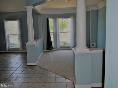 7401 Shadow Park Ct, Laurel, MD 20707 - photo 5