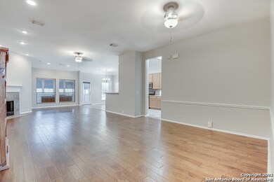 10711 Canyon River, Helotes, TX 78023 - photo 5