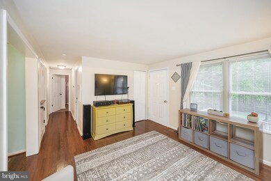 114 Independence St, Locust Grove, VA 22508 - photo 4