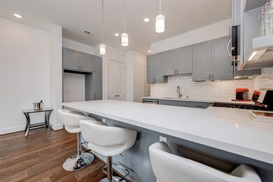 8962 Zurcher Ln, Houston, TX 77080 - photo 6