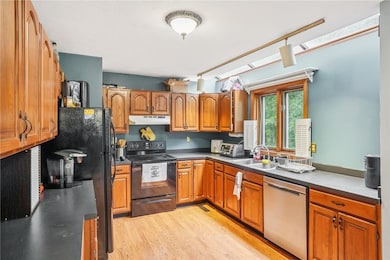 447 Stafford Rd unit C4, Tiverton, RI 02878 - photo 4